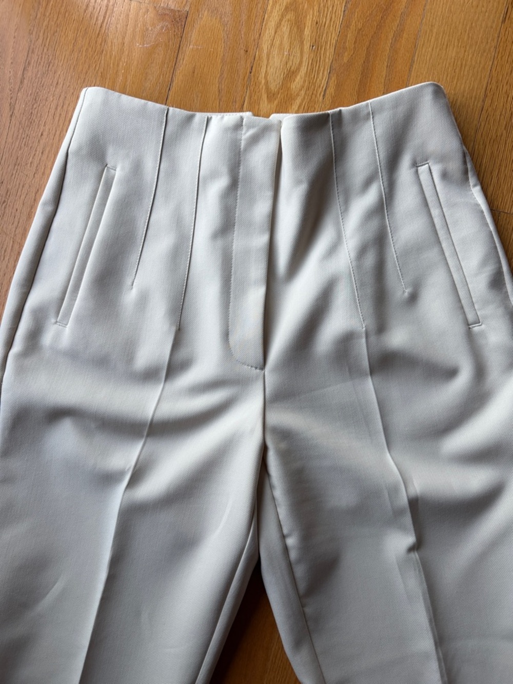 Zara Cream High-Rise Tailored Women's Pants - Picture 2 of 6